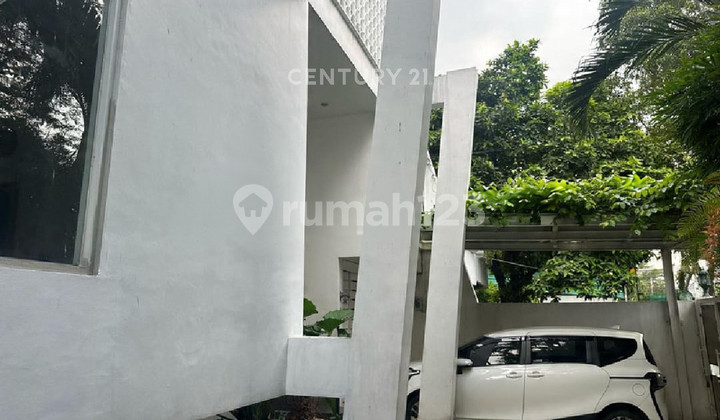 Luxury House For Sale Ready to Occupy in Pulo Asem, East Jakarta 2