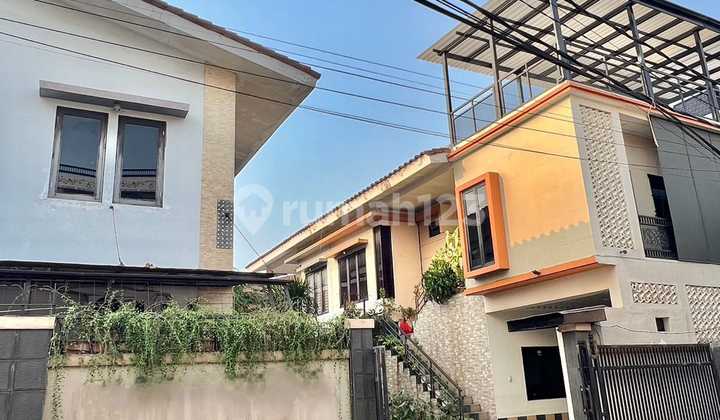  Rawamangun Jaktim Rumah Hoek Dalam Cluster 6 Unit Akses 2 Mobil S619
