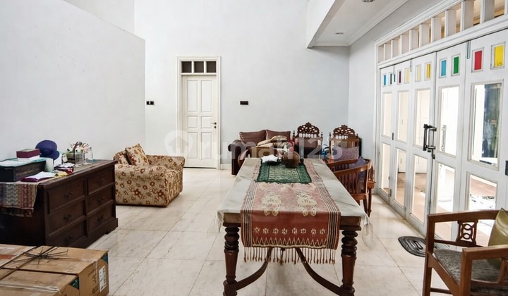 Modern House Ready to Occupy in Rawamangun - Pertamina Complex, Land Area 322 M² Da01 2