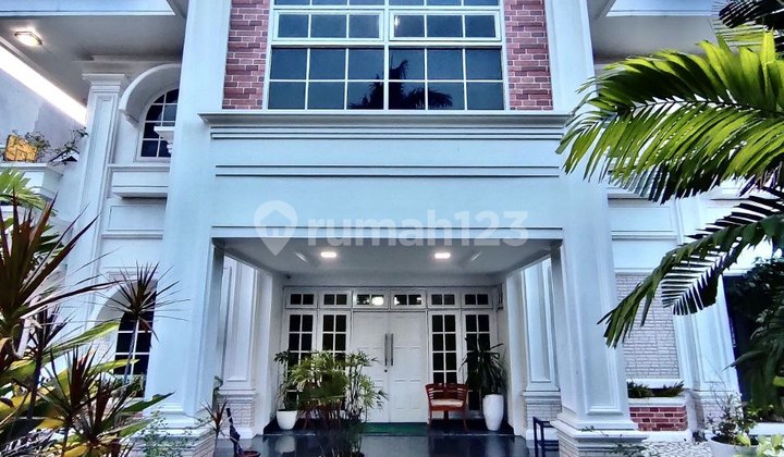 "Rumah Mewah 1.190 m² di Cibubur?! Private Pool & Full Furnish!" DD249 2