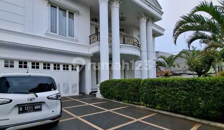 Rumah Mewah Tebet - LT 672 m² Cocok Untuk Komersil, Harga 27M B08 2