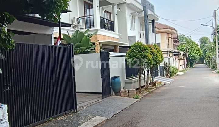 Jual Cepat! Rumah 2 Lantai Kav Marinir Duren Sawit – Nego Sampai Deal DD307 2
