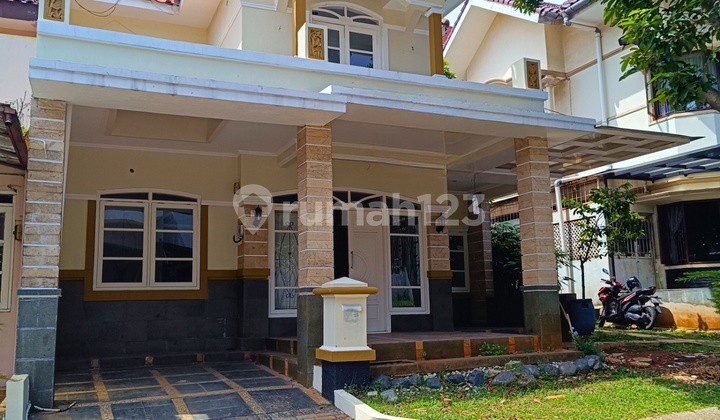Rumah Besar 200 m² Luas Tanah 133  m²  di Kota Wisata - 1,75 M Nego! 370E