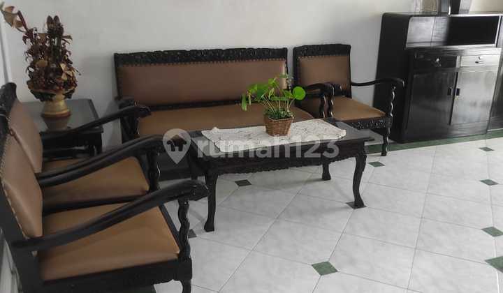 2.5 Story Furnished House in Rawamangun - 2 Car Street, Flood-Free 388 2