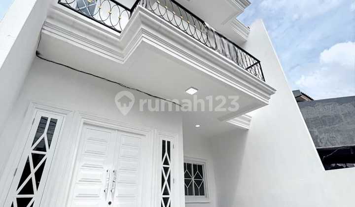 Duren Sawit, East Jakarta: New House in an Elite Neighborhood, Flood-Free & Very Comfortable Zn98 2