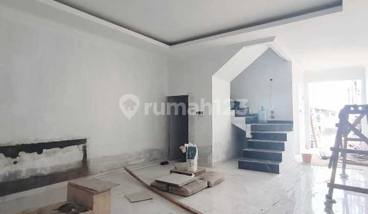 FOR SALE! RUMAH MEWAH BRAND NEW MODERN CLASSIC DENGAN ROOFTOP DI PEJATEN BARAT - HANYA 3.3 M! Z120 2