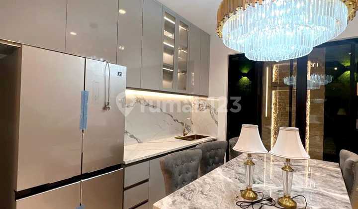 Sultan's JGC House! 3 Floors Fully Furnished + Itsu Massage Chair & 75 Inch TV S727 2