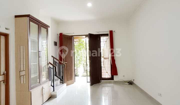Disewakan Rumah 2 Lantai Siap Huni 60 jt/ th di Cluster Ratna Jatibening! S680A 2