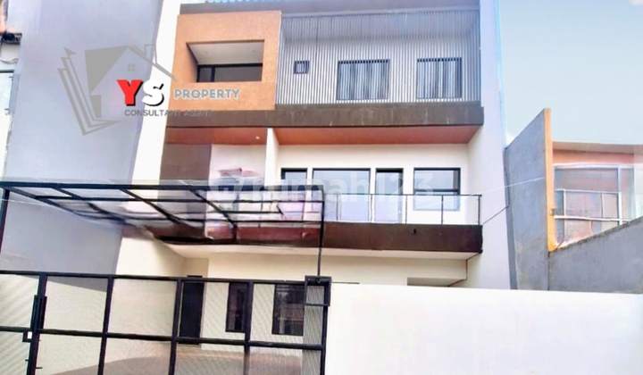 New 3-Storey Luxury House in Duren Sawit - Ready to Occupy, Strategic Location! Zn85 2