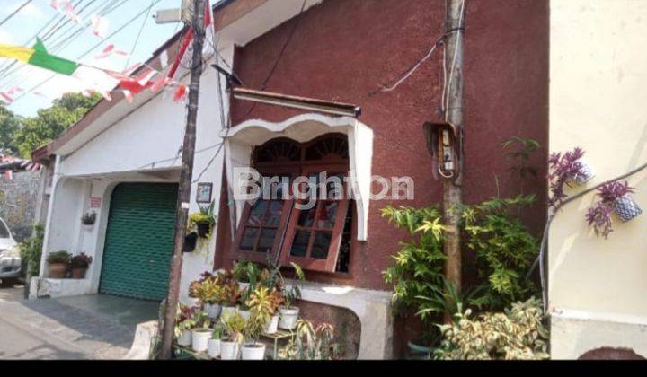 RUMAH AREA LENTENG AGUNG 1