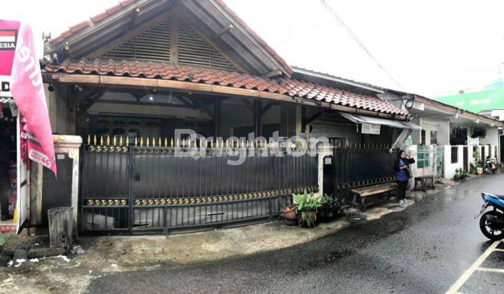 RUMAH LAMA AREA KEBAYORAN 1