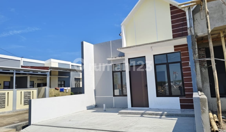 Rumah Scandinavian Modern di Brebes, SHM, Harga 200 Jutaan Rumah Scandinavian Modern di Brebes, SHM, Harga 200 Jutaan