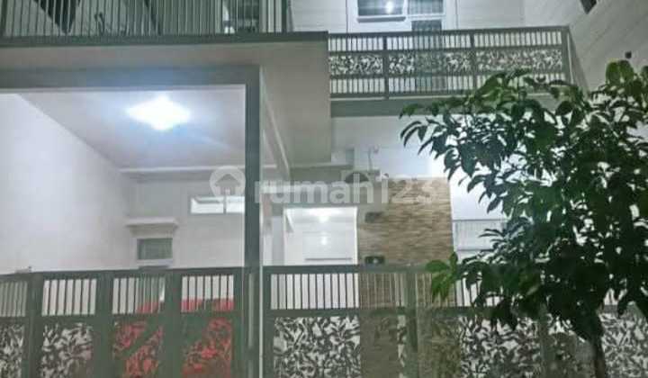 For Sale 2-Story House Fully Renovated*Grand Royal Regency Estate*Wage Taman Sidoarjo 2