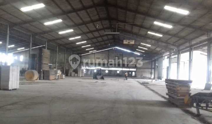 Dijual Gudang Ex. Industri Nol Jalan Raya Krian, Sidoarjo, Sangat Strategisdekat Akses Tol Baru Surabaya - Gresik Dijual Gudang Ex. Industri Nol Jalan Raya Krian, Sidoarjo, Sangat Strategisdekat Akses Tol Baru Surabaya - Gresik