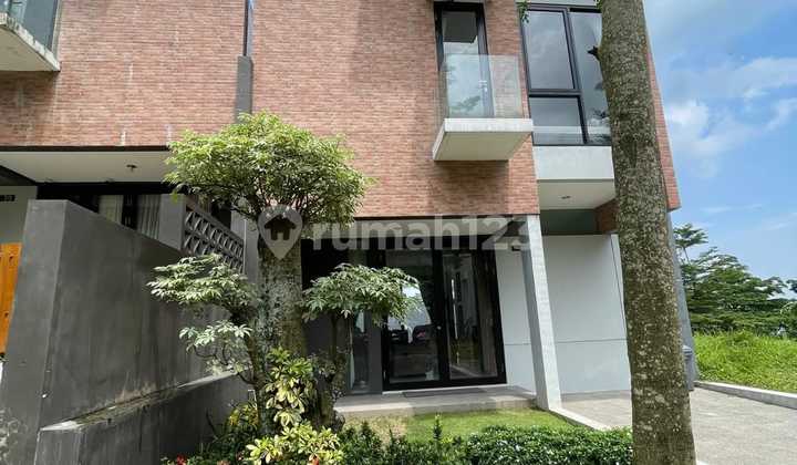 Villa Cantik Full Furnished Lokasi Taman Dayu Pandaan