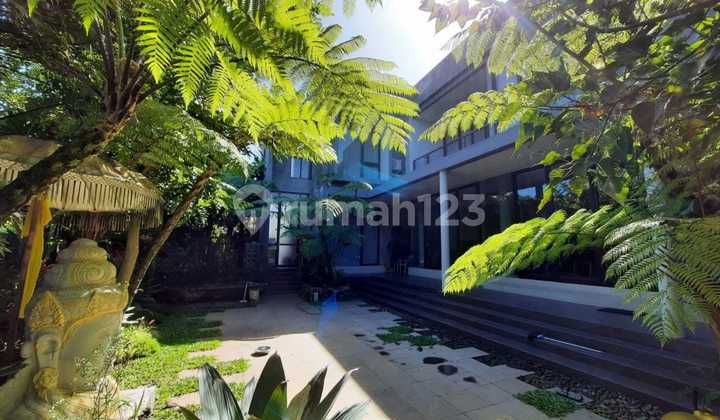 Rmh Tinggal+cafe View Pegununganlokasi Bumiaji Batu