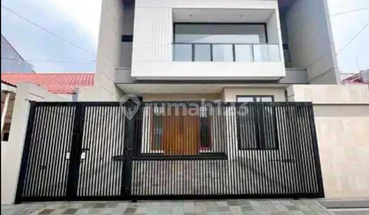 Rumah Cantik Baru Greeslokasi Manyar Jaya Surabaya
