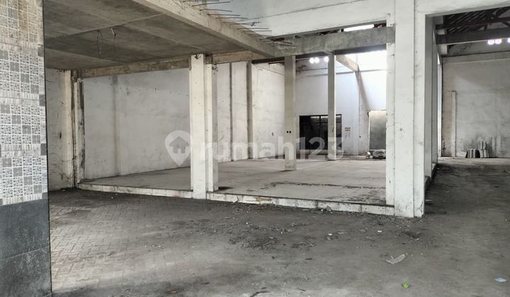 Cheap Below Bank Appraisal Price
Workshop Building Location Bendulmerisi, Behind Plaza Marina Surabaya* Cheap Below Bank Appraisal Price
Workshop Building Location Bendulmerisi, Behind Plaza Marina Surabaya*