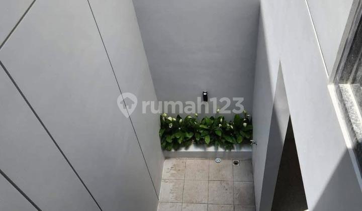 Rumah Modern Minimalis *Dekat Merr*Lokasi Perum. Pandugo, Upn Surabaya Rumah Modern Minimalis *Dekat Merr*Lokasi Perum. Pandugo, Upn Surabaya