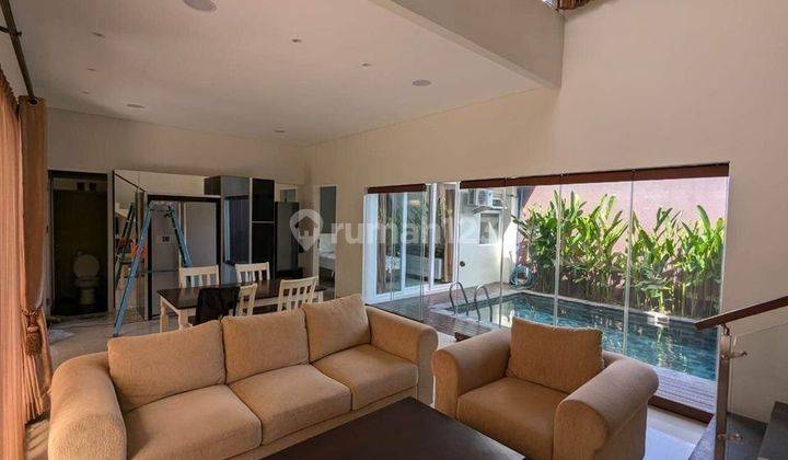 3 Bedroom villa ungasan hill uluwatu for rent yearly 2