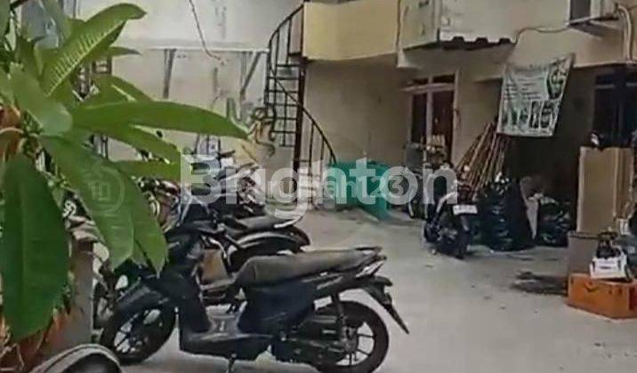 RUMAH DEKAT BINUS ANGGREK HITUNG TANAH AJA COCOK UNTUK USAHA KOSAN JAKARTA BARAT 1