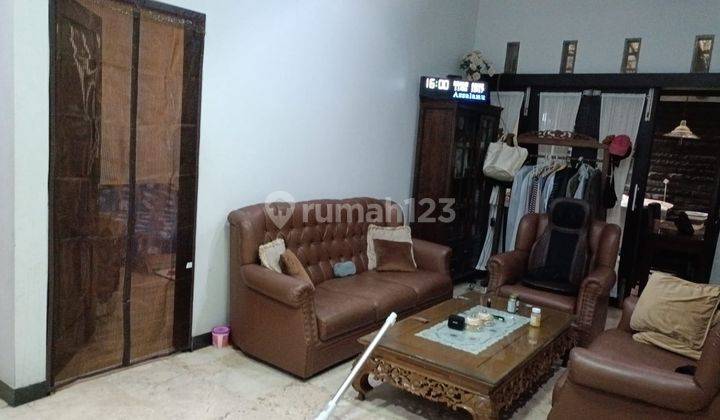 Rumah Minimalis Terawat Di Tengah Kota Sayap Lengkong 2