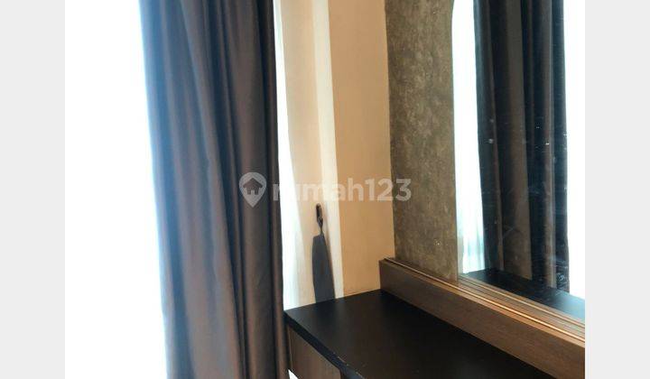 kamar tidur sewa apartemen 2br free shuttle