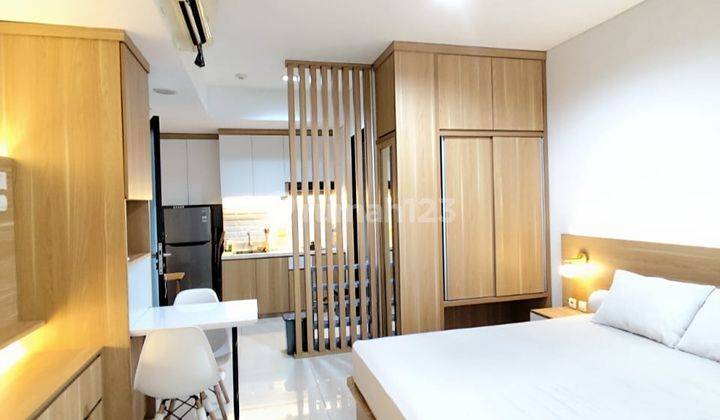kamar tidur sewa apartemen studio full furnished