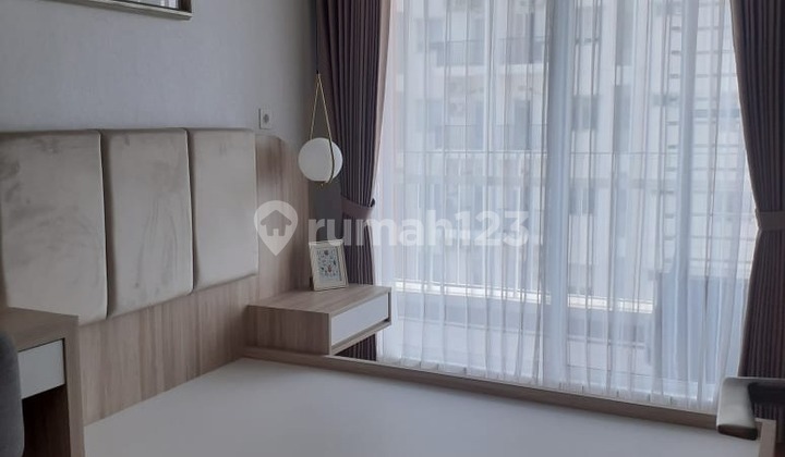 kamar tidur sewa apartemen 3+1br brand new