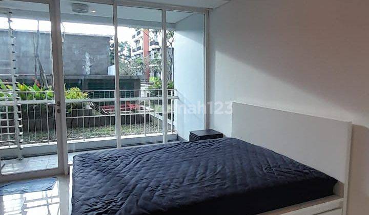 Sewa Apartemen Studio Lantai Rendah The Aspen Peak Residence 1