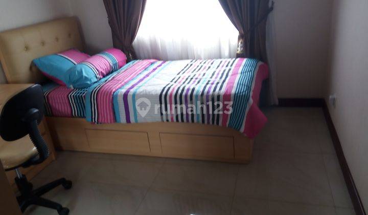 Disewakan Apartemen 3BR Dekat Mall The Aspen Residence 2