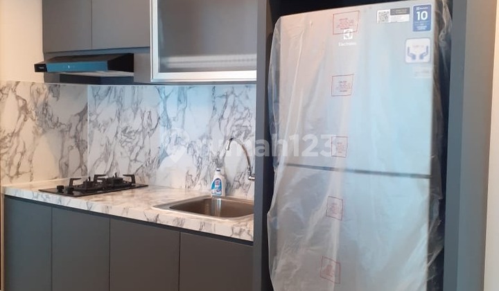 dapur sewa apartemen 2+1br semi furnished