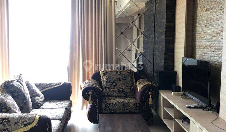 ruang tamu sewa apartemen aspen residence fatmawati