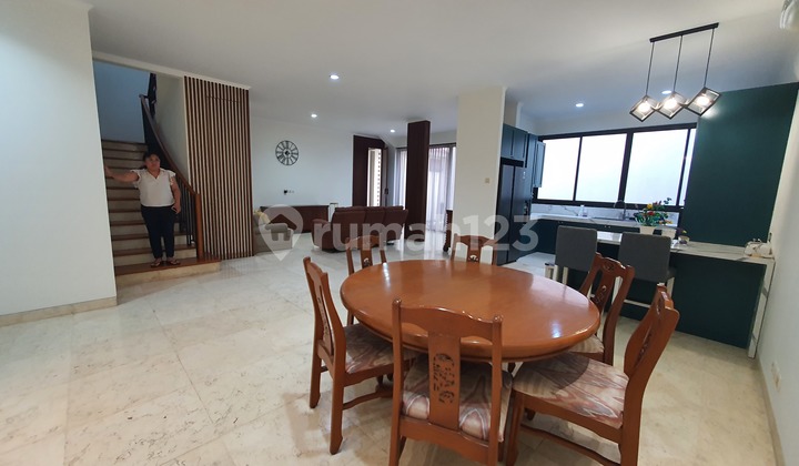 For Rent Kemang Luxury Comfortable Affordable House 2