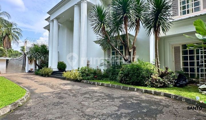 Dijual Rumah Luxury Modern Semi Furnished SHM Senopati, Jakarta Selatan 2