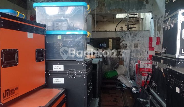 East Jakarta White Wood Land Calculation House 2