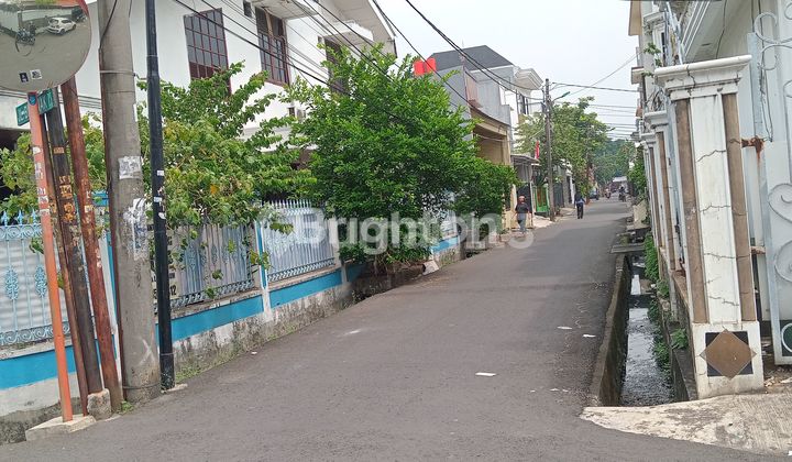 2-Story House in Rawamangun, East Jakarta 2
