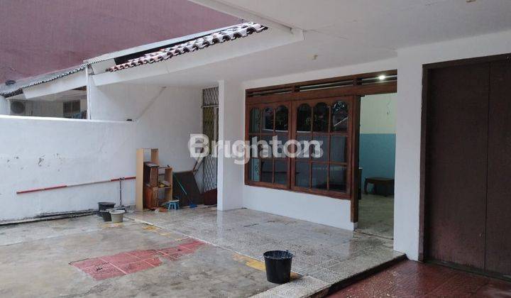 Rumah Kayu Putih Jakarta Timur 1