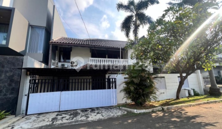 Rumah Mewah Lt.241 M2 Shm Pulomas Jakarta Timur