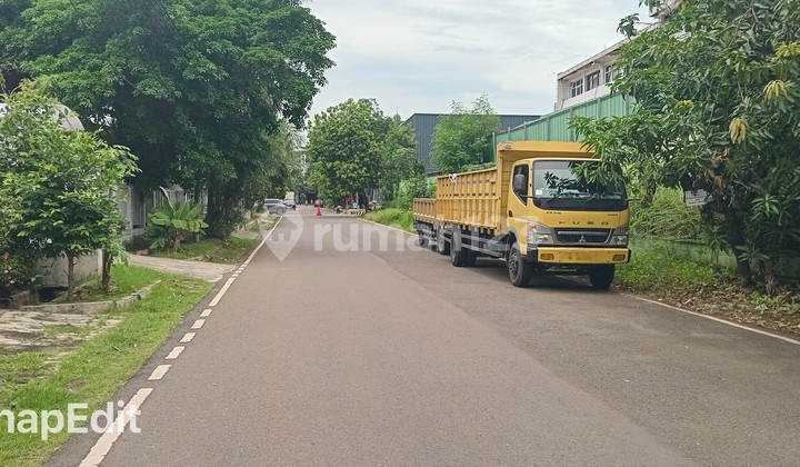 Jual.rumah 2 Lantai Pulomas Jakarta.timur 2