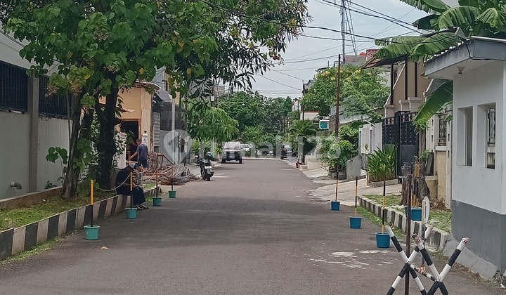 Jual Rumah 2,5 Lantai Pulomas Jakarta Timur 2