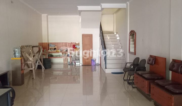 Sewa Ruko Strategis 3 Lantai Cempaka Putih Jakarta Timur