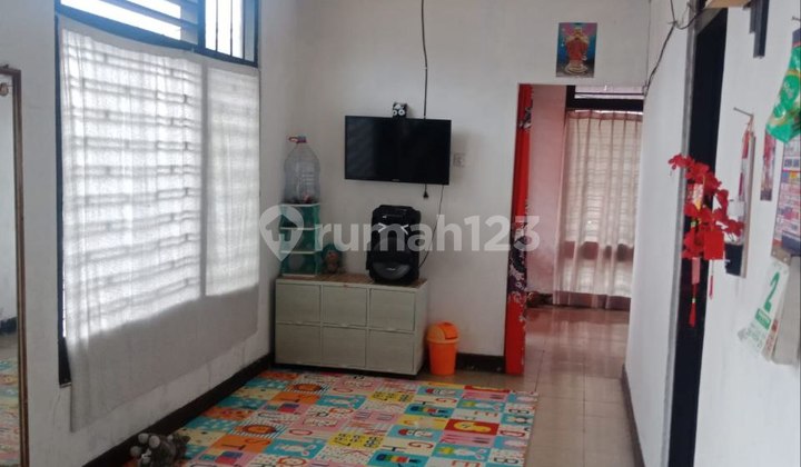 Dijual Cepat Rumah 2 Lantai SHM di Jembatan V Jakarta Barat 2