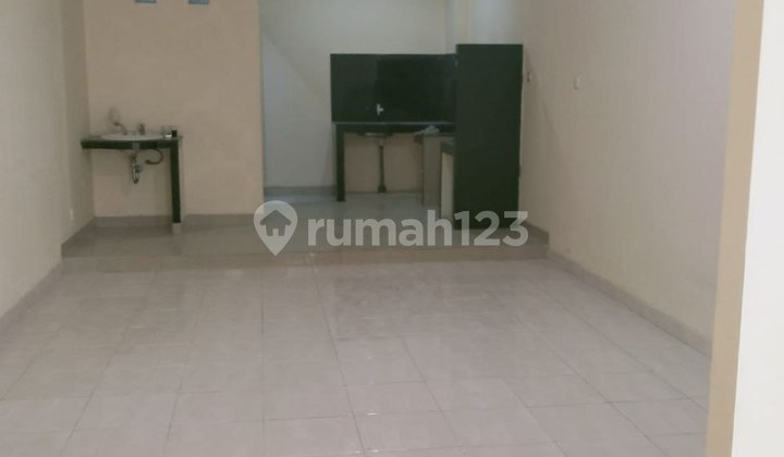 Rumah Bagus 2 Lantai SHM, City Resort Cengkareng Jakarta Barat 2