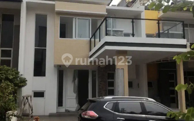 Rumah 2 Lantai Full Golf Lake Cengkareng Jakarta Barat