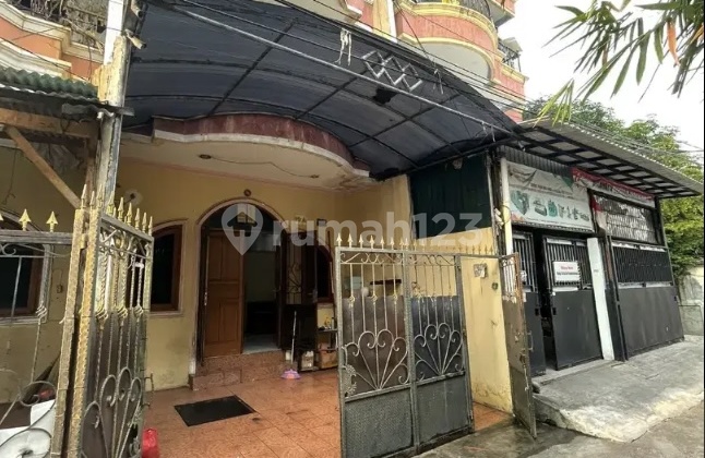 2-Storey House with SHM in Jelambar Utara, West Jakarta 2