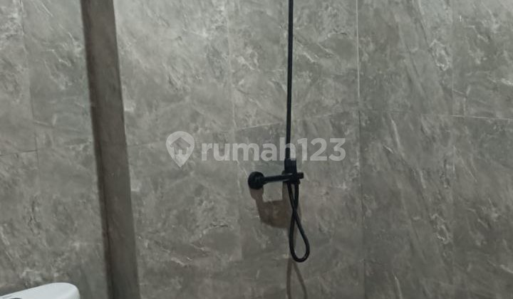 For Quick Sale, Nice 3-Story House with SHM in Citra 3, Kalideres, West Jakarta For Quick Sale, Nice 3-Story House with SHM in Citra 3, Kalideres, West Jakarta