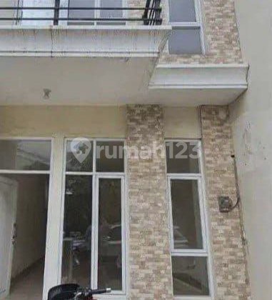 2-Story House Royal Palm Taman Surya Kalideres West Jakarta