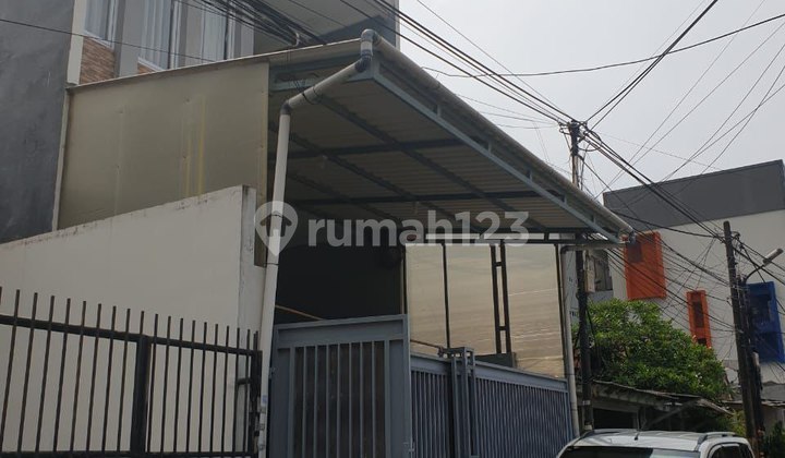 Dijual Cepat Rumah 2,5 Lantai Siap Huni di Kalideres Permai Jakarta Barat 2