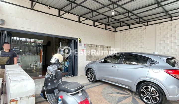 Shop House on HM Yamin & Aksara Regional Heroes Road.